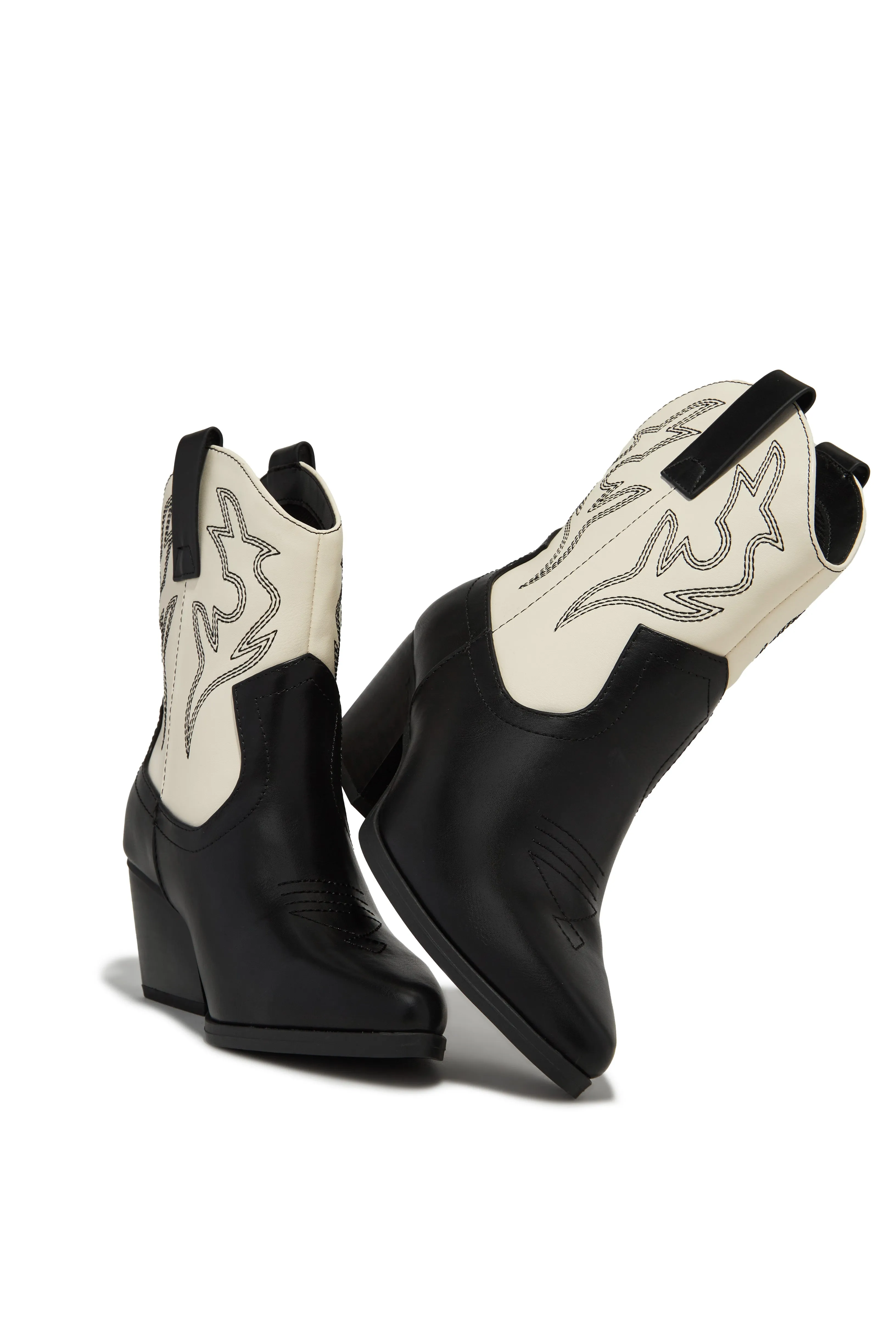 Festival Playlist Cowgirl Boots - Cream Black