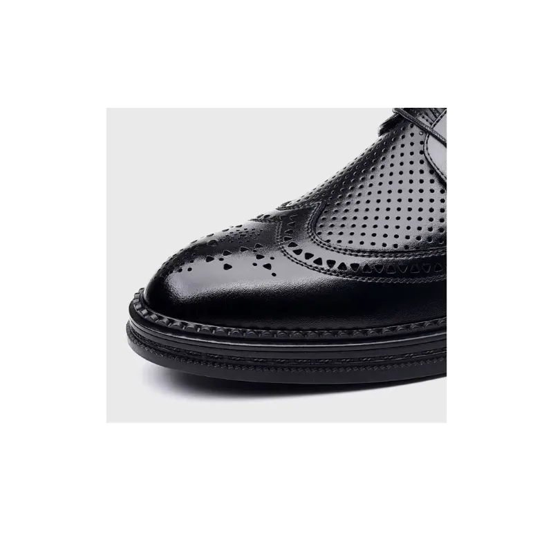 Men's Perforated Leather Wingtip Oxford Shoes with Brogue Design | Ideal for All Seasons