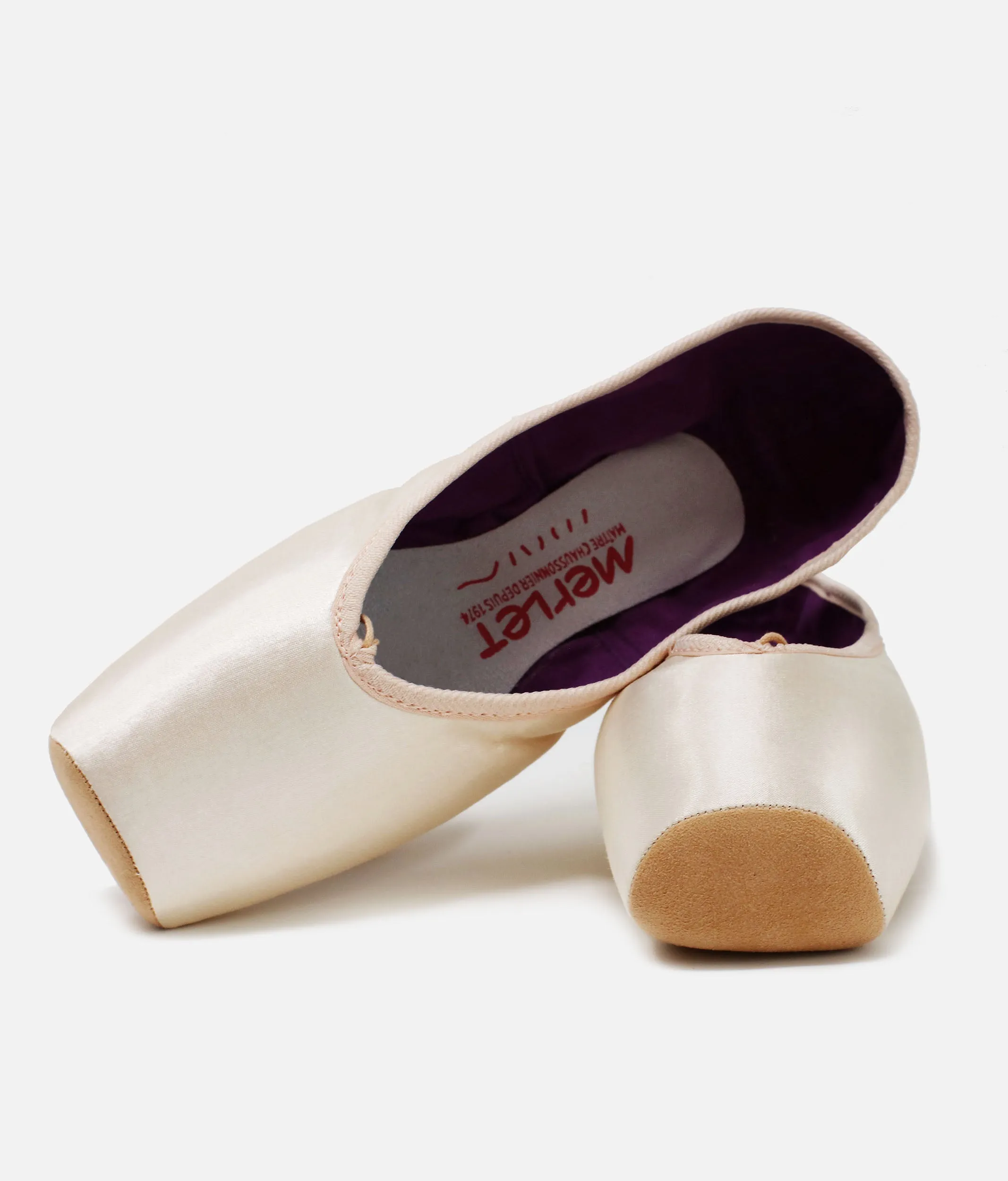 Pointe Shoes - DIVA